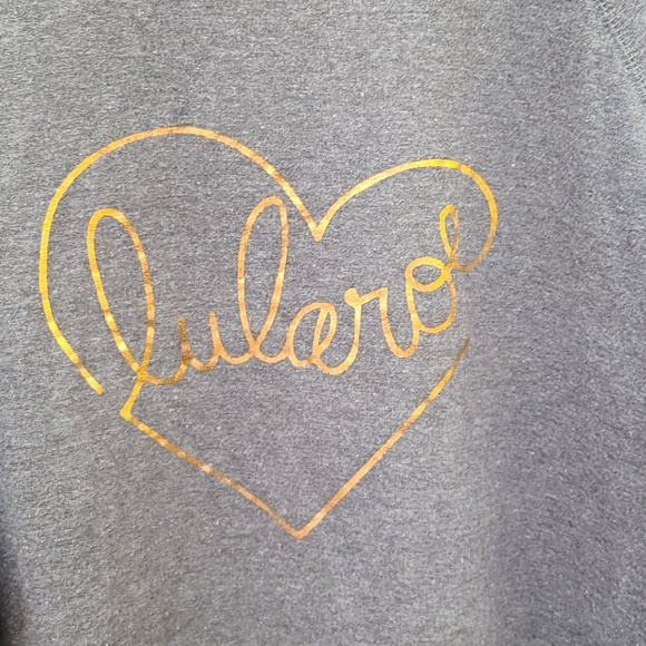 LULAROE 390 SUPPLY SHORT SLEEVE SWEATSHIRT - Picture 3 of 3